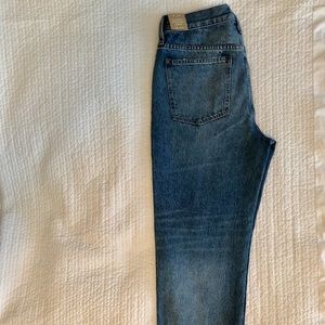 Madewell Jeans - Madewell Destroyed Classic Straight Jeans Madewell Jeans - Madewell Destroyed Classic Straight Jeans